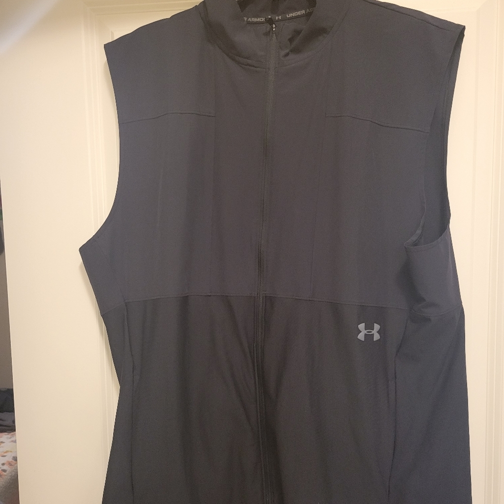 Under Armour Mens Black Sleeveless Full Zip Up Jacket Size XXL